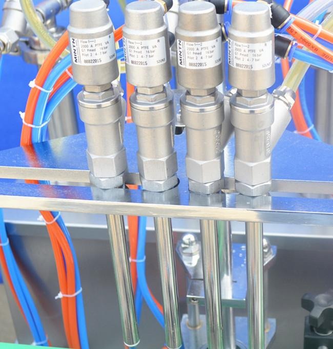 4 Heads Bottling Capping Machine 