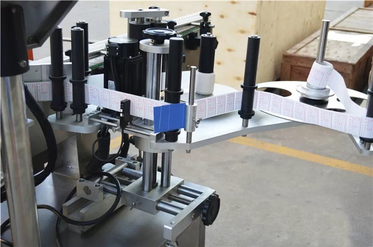 Wood Packaging Automatic Labeling Machine